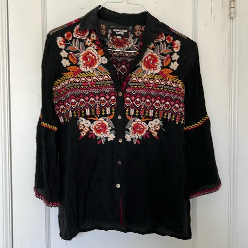 Johnny Was, Jyll Silk Embroidery Blouse, Size XS
